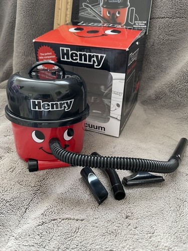 Henry vacuum cleaner - henry, desktop